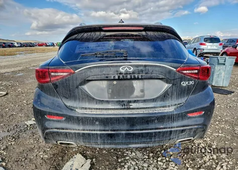 2019 Infiniti Qx30 Pure z USA, uszkodzony, nr VIN SJKCH5CP2KA011023